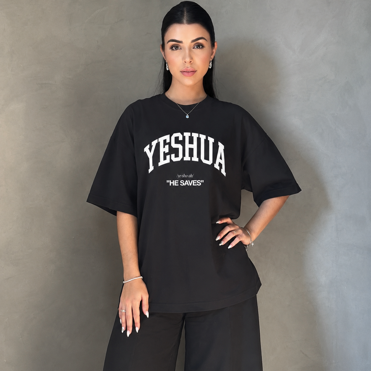 Oversized Yeshua - Preto